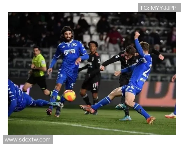 沃尔夫斯堡后防线糟糕表现引发球迷担忧