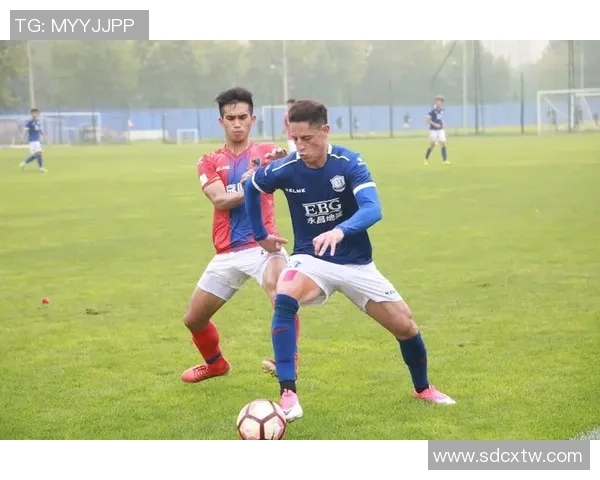 泰国篮球队与文莱队激战正酣精彩对决引发球迷热情高涨