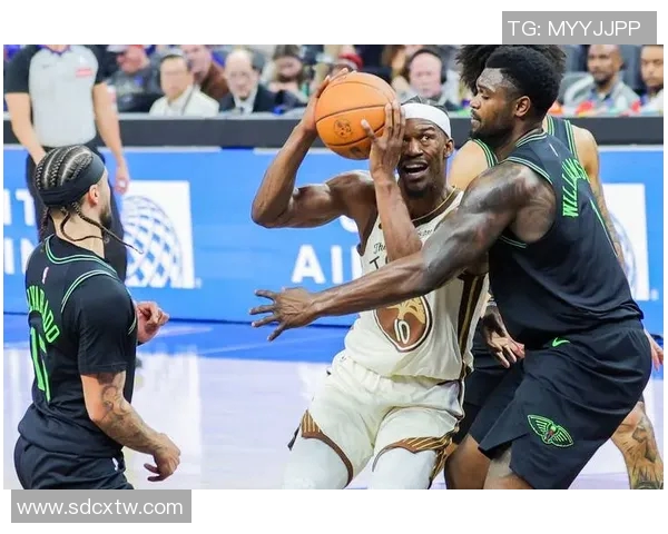 鹈鹕对阵勇士NBA直播精彩对决全程回顾与分析