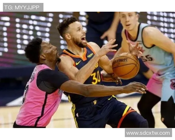 勇士与热火激战加时赛关键时刻的英雄表现与战术较量全解析